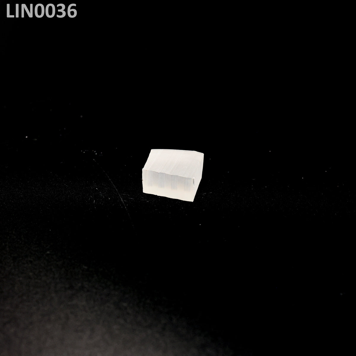 Lithium Niobate : LIN0036