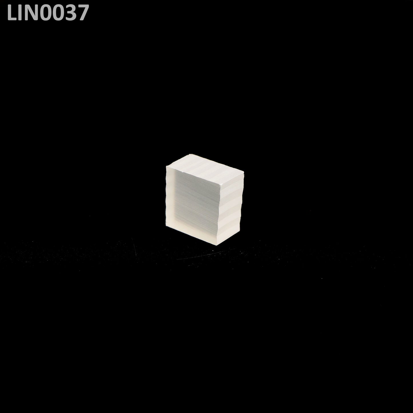 Lithium Niobate : LIN0037