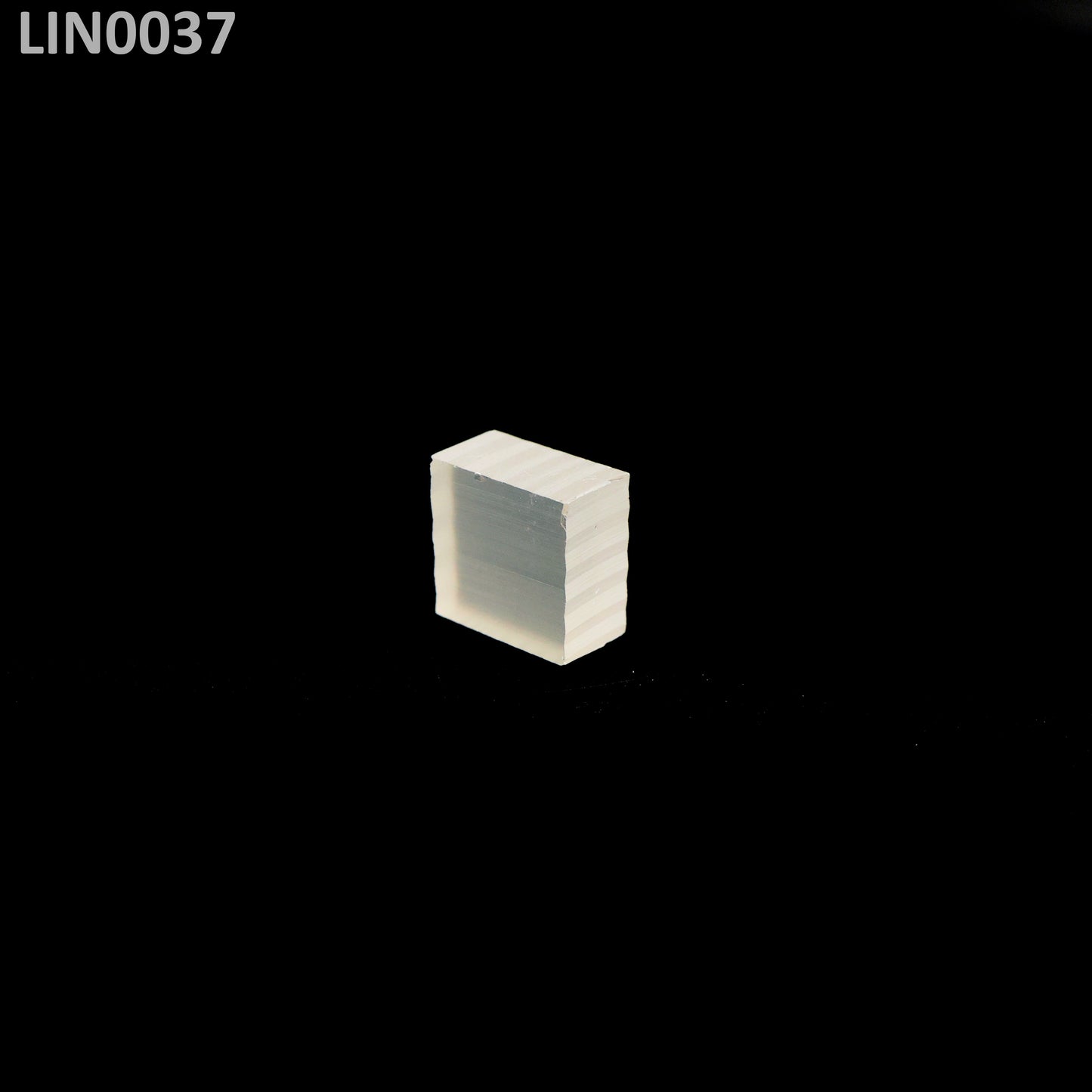 Lithium Niobate : LIN0037
