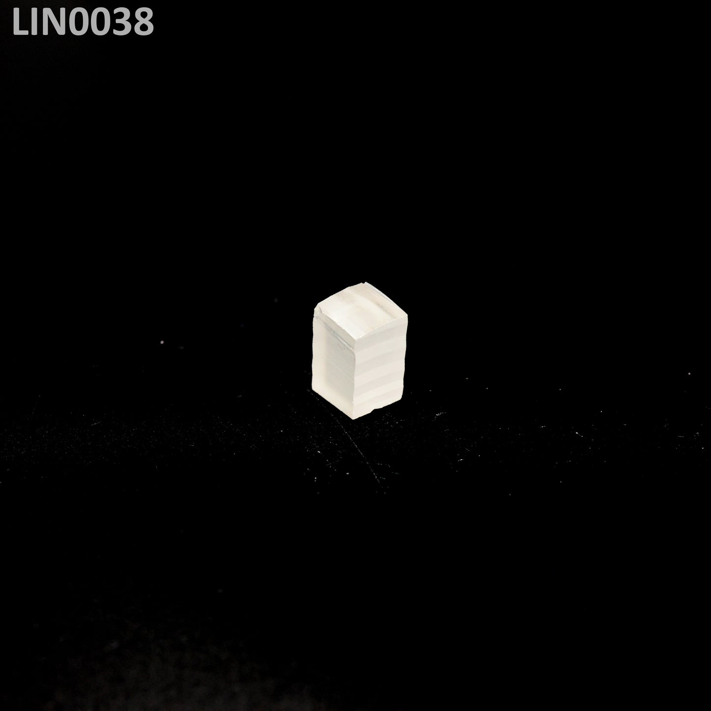 Lithium Niobate : LIN0038