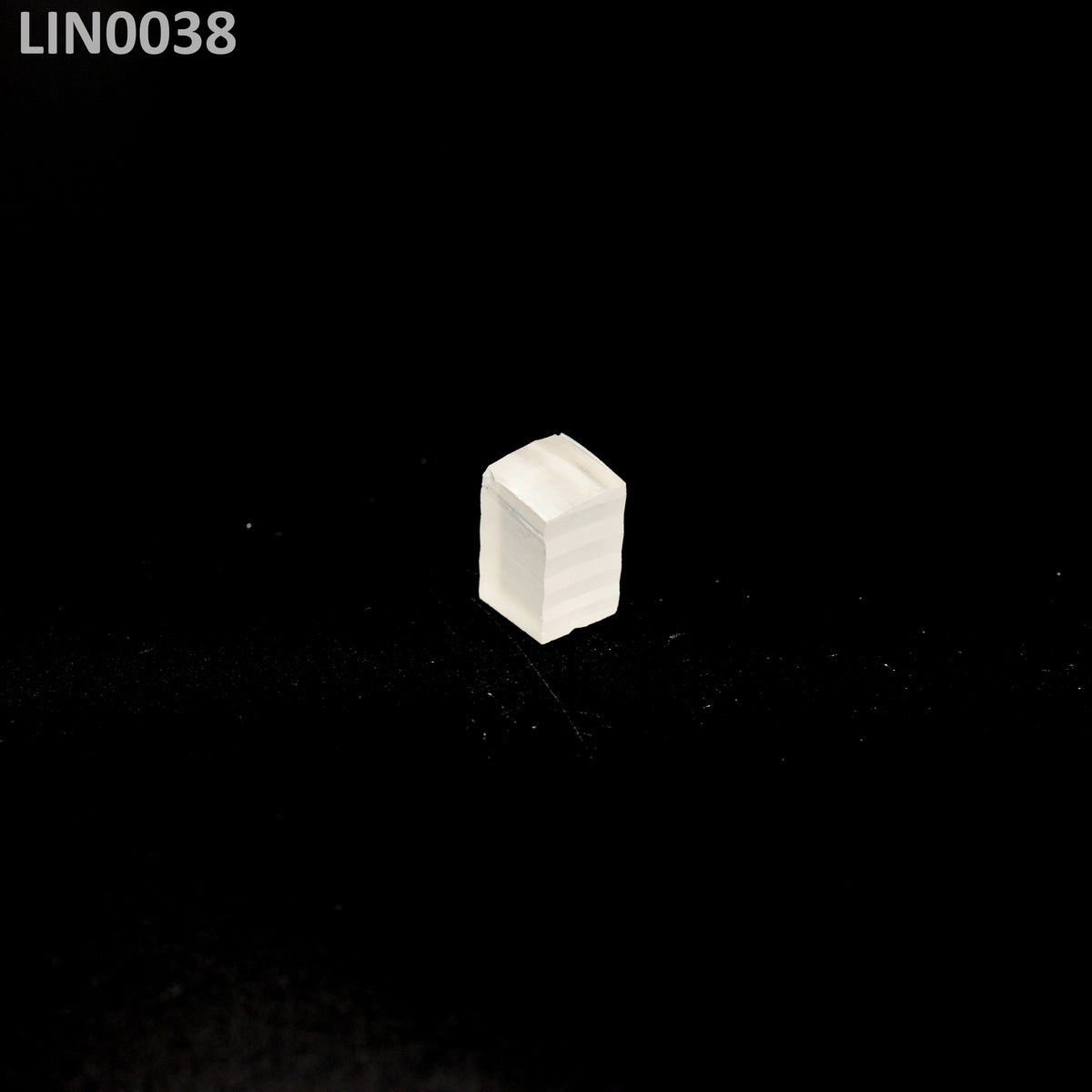 Lithium Niobate : LIN0038