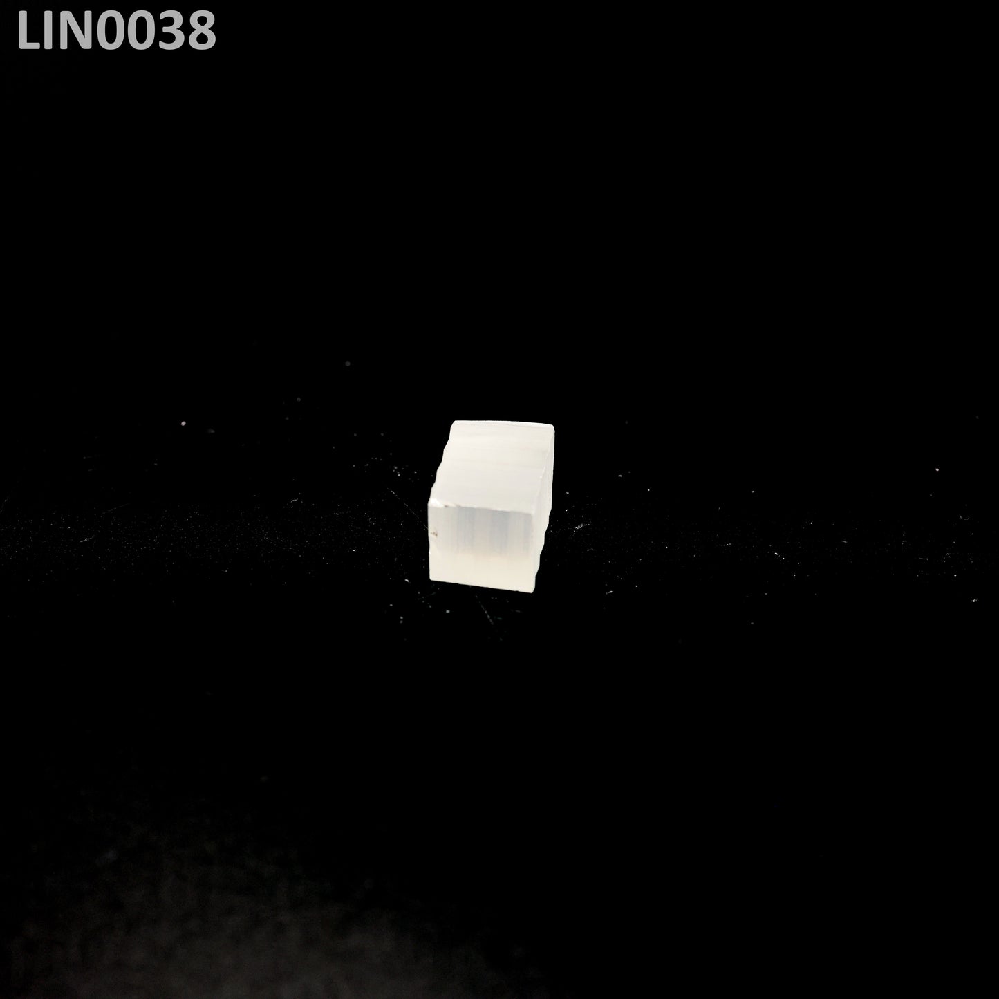 Lithium Niobate : LIN0038