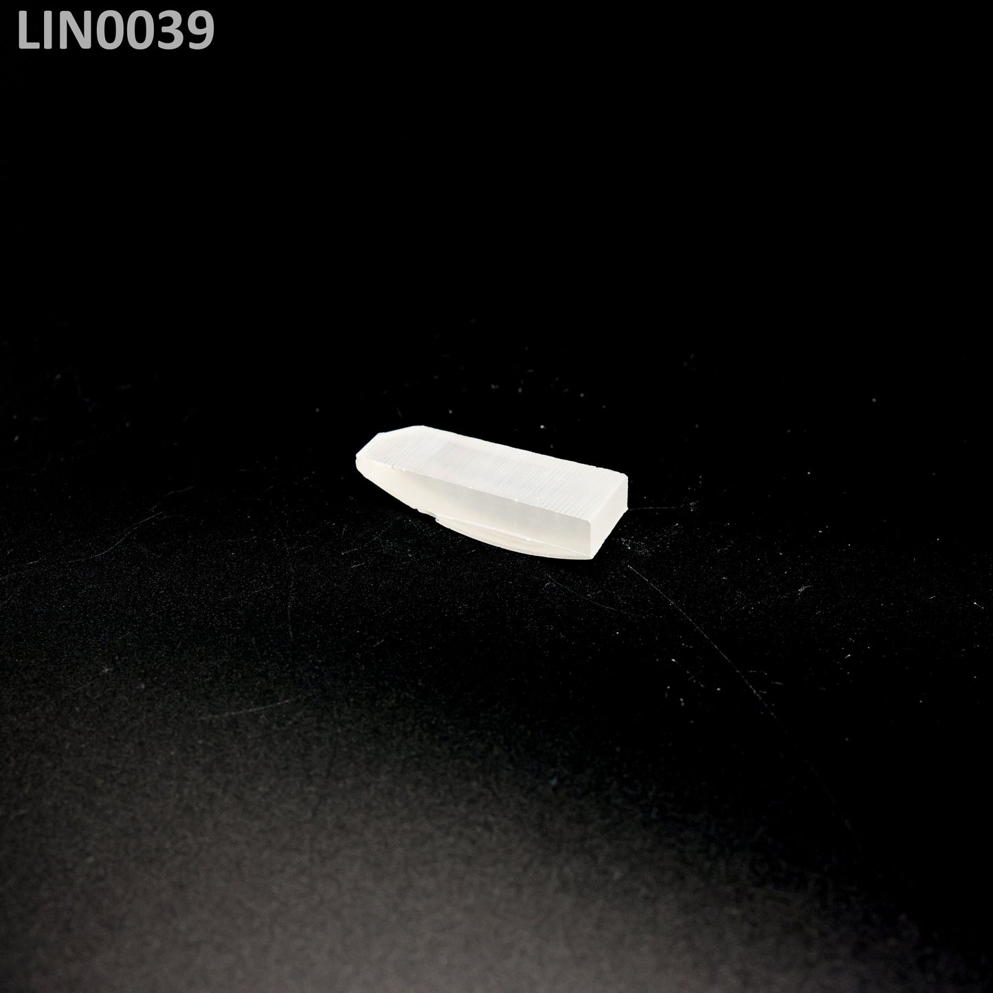 Lithium Niobate : LIN0039