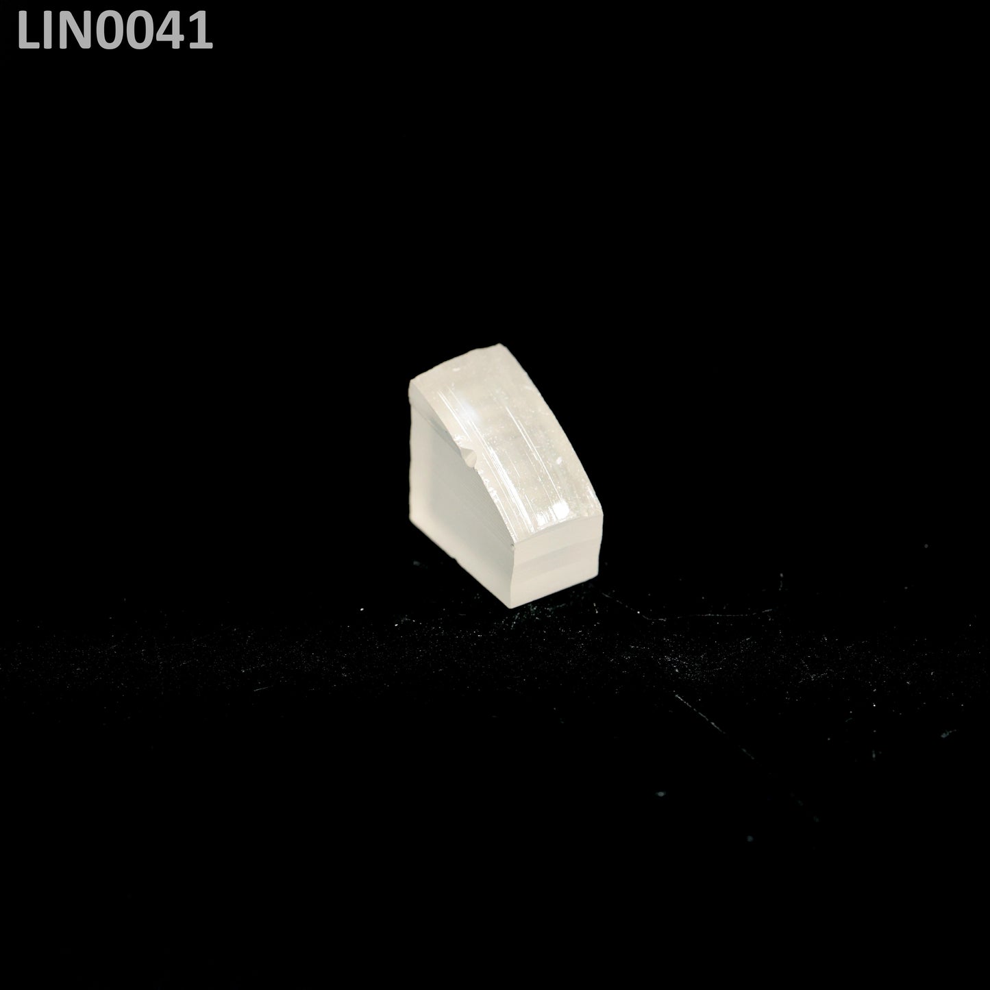 Lithium Niobate : LIN0041