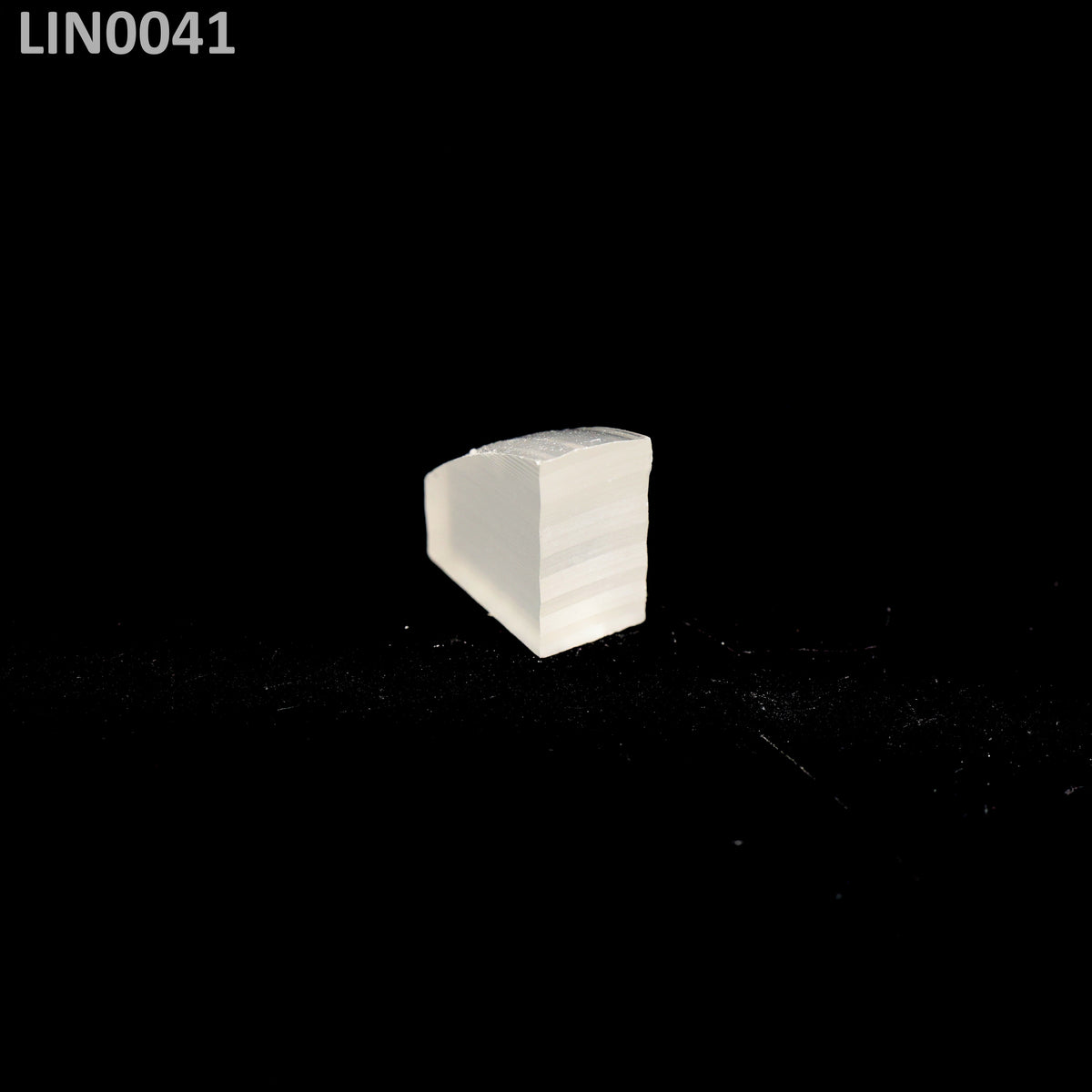 Lithium Niobate : LIN0041