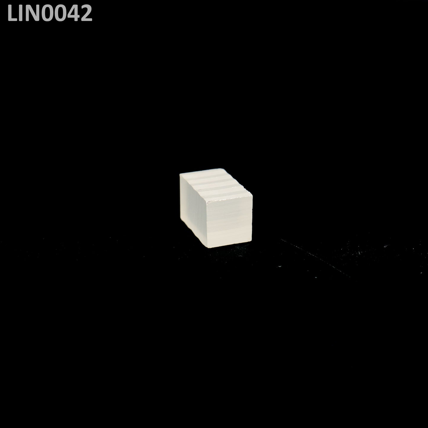 Lithium Niobate : LIN0042