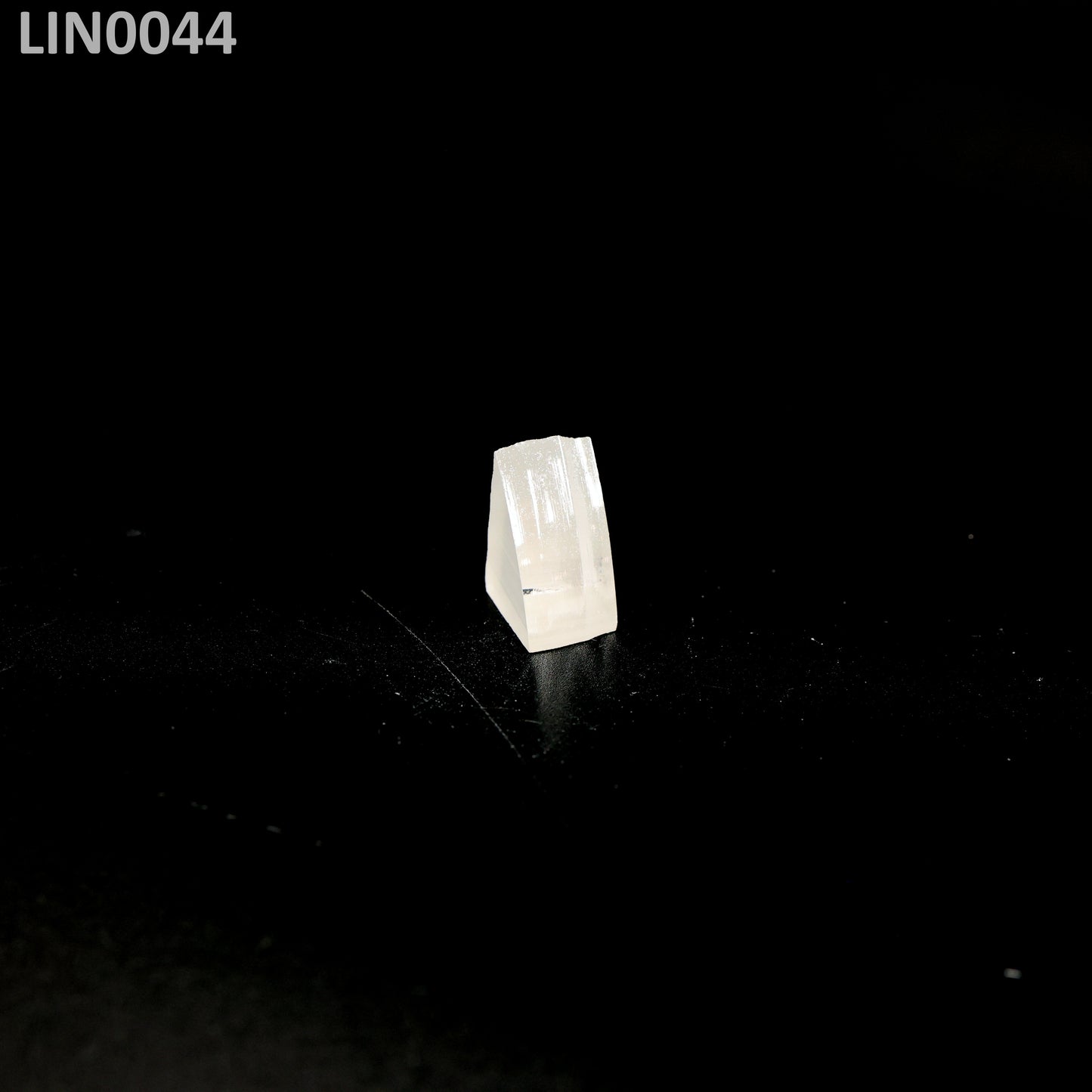 Lithium Niobate : LIN0044