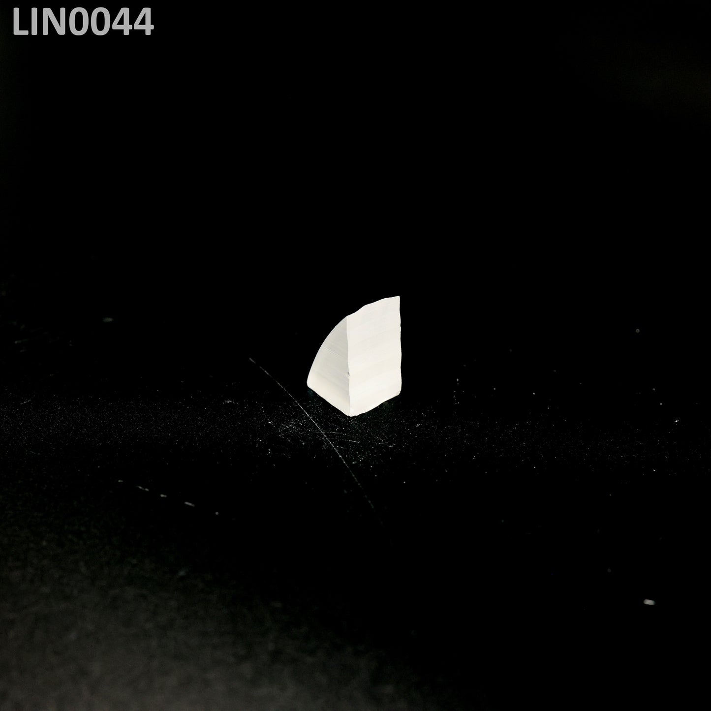 Lithium Niobate : LIN0044