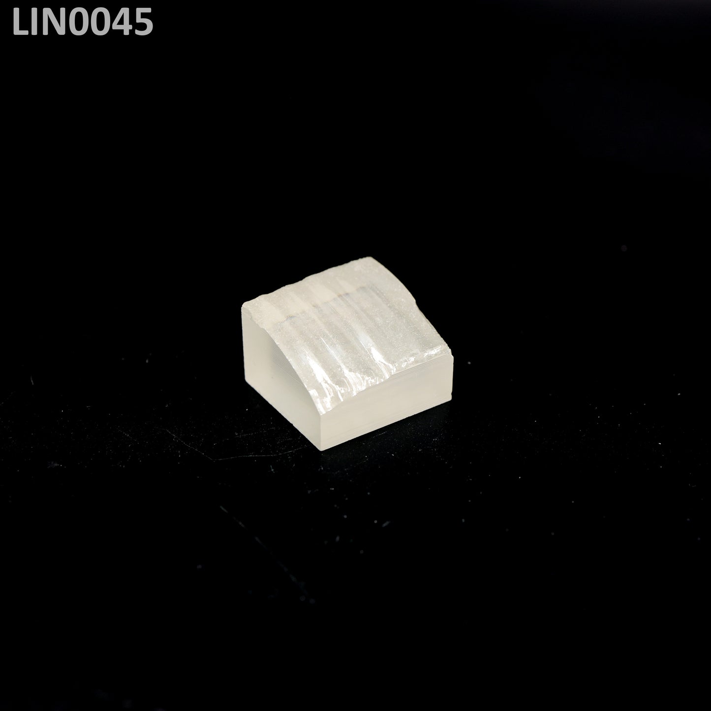 Lithium Niobate : LIN0045