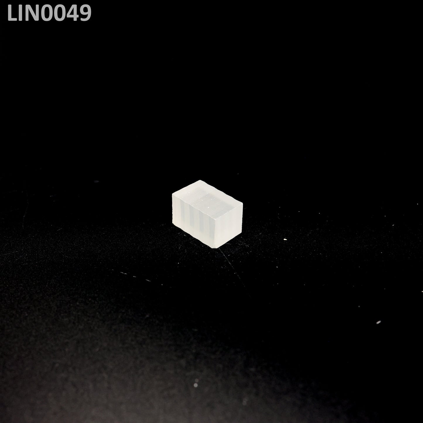 Lithium Niobate : LIN0049