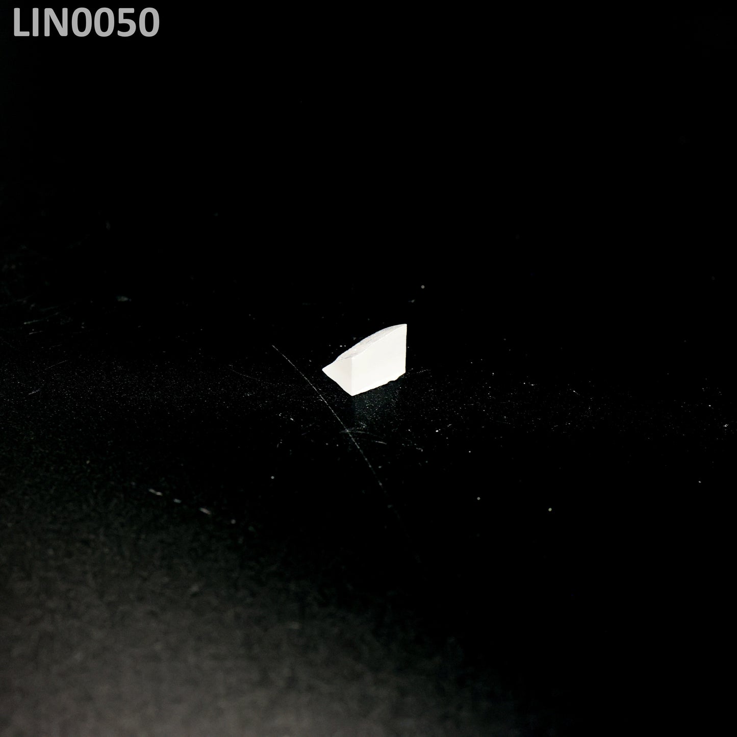 Lithium Niobate : LIN0050