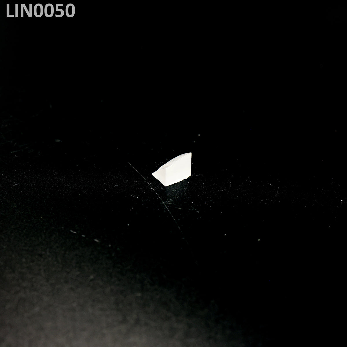Lithium Niobate : LIN0050