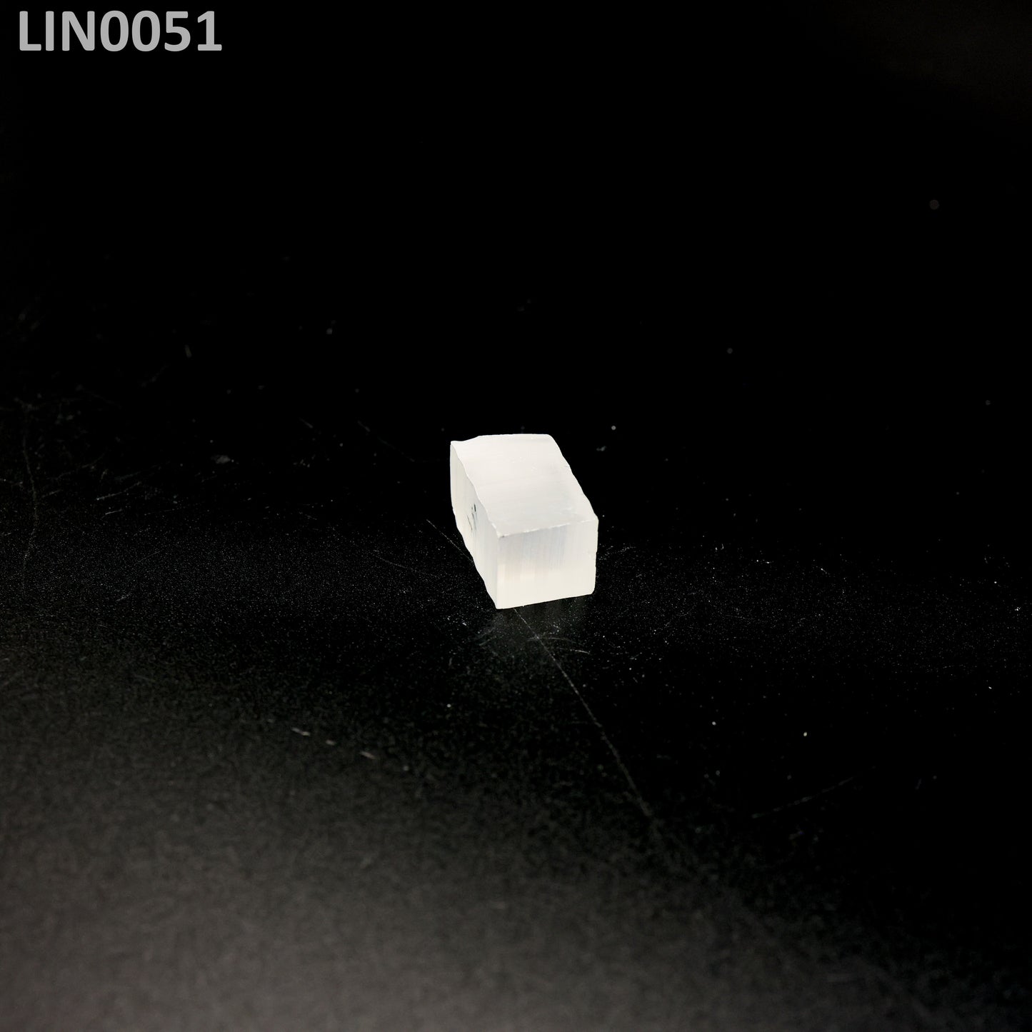 Lithium Niobate : LIN0051