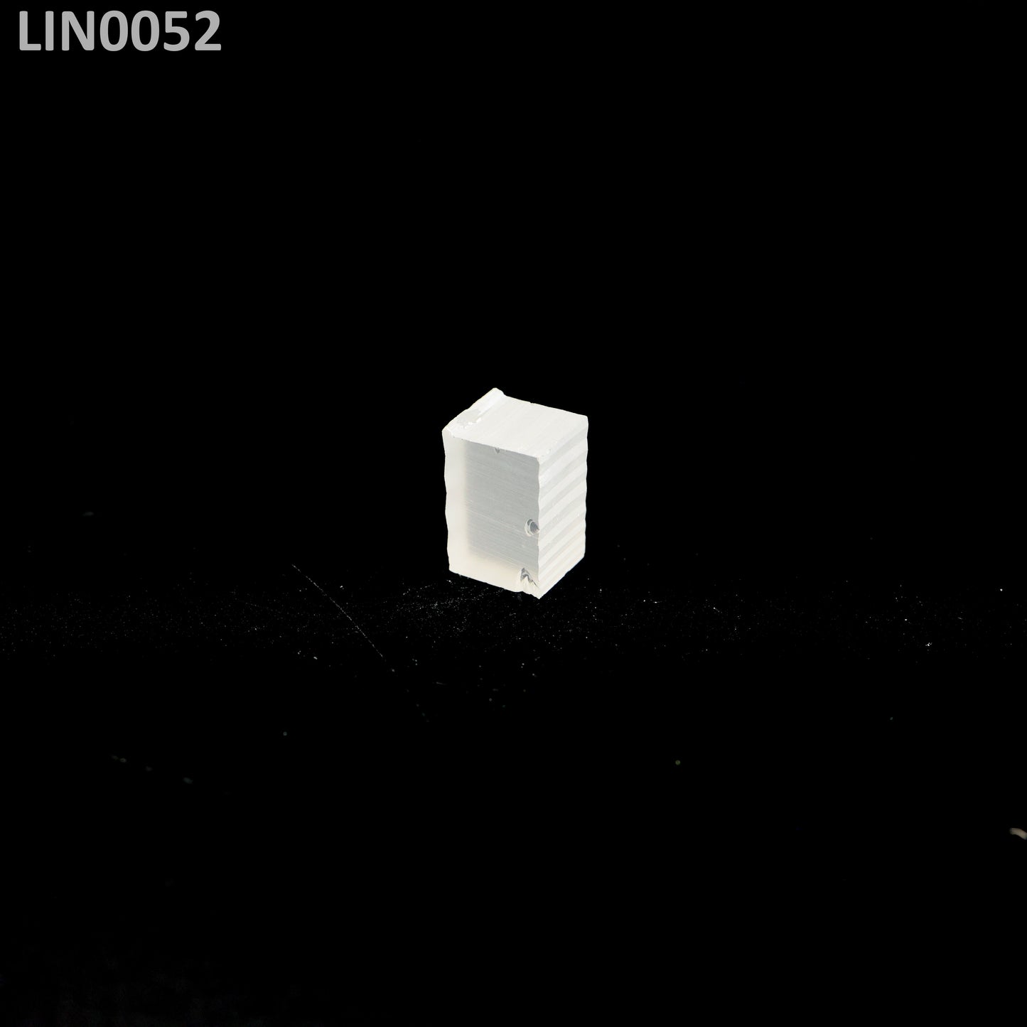 Lithium Niobate : LIN0052