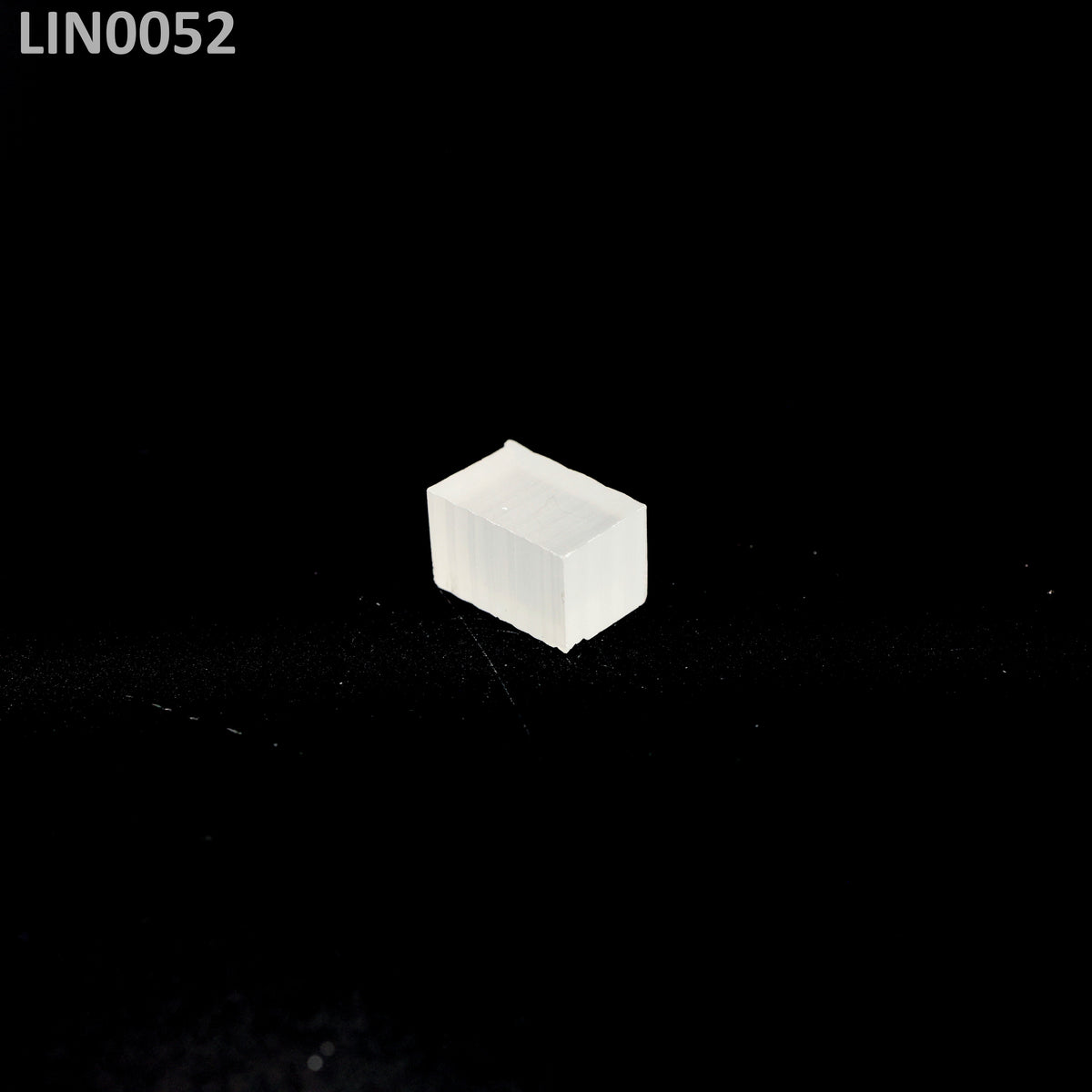 Lithium Niobate : LIN0052