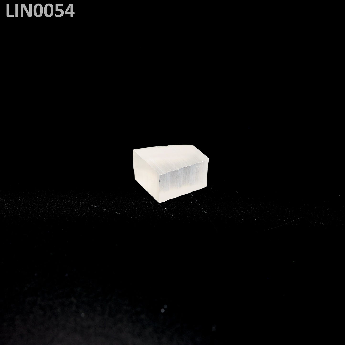 Lithium Niobate : LIN0054