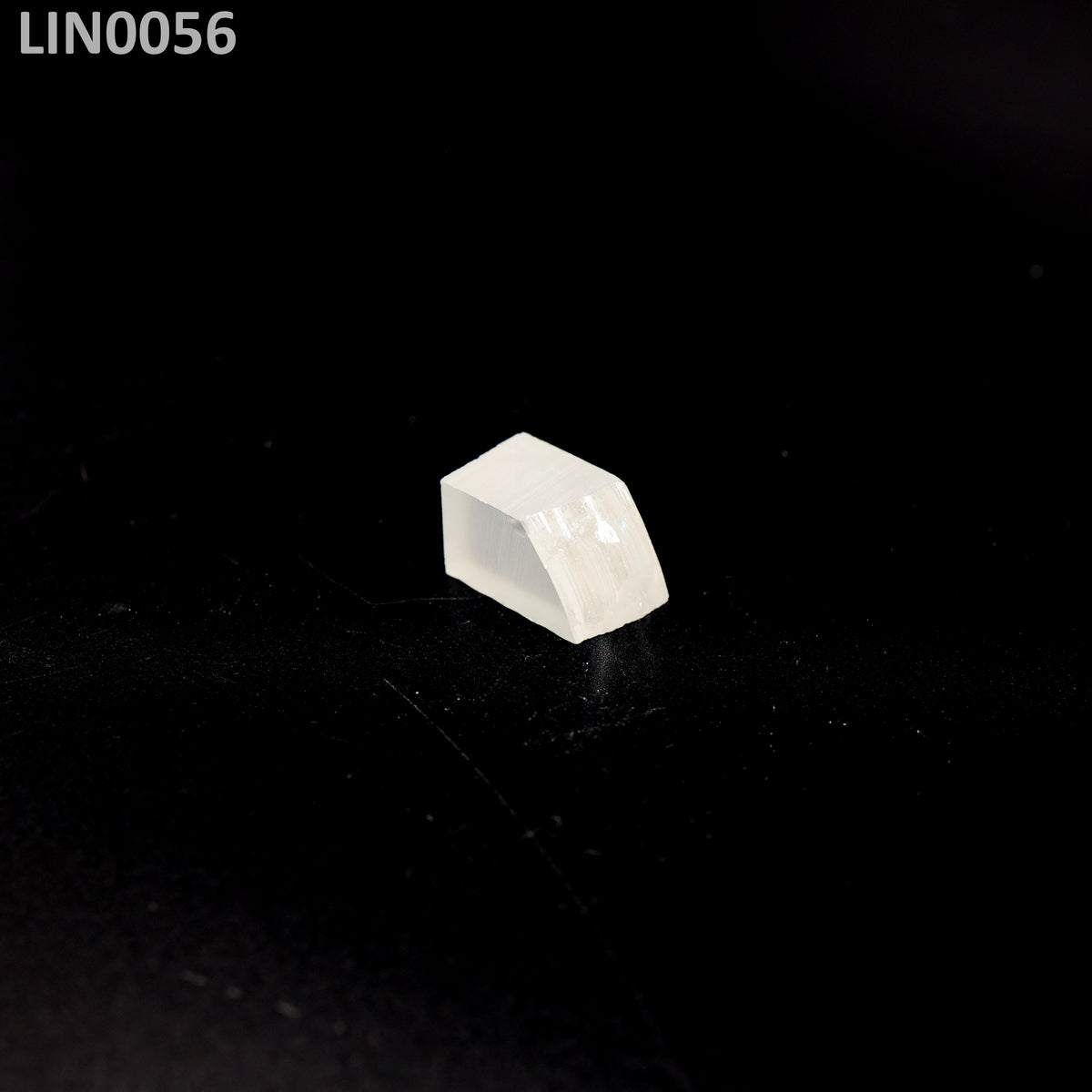 Lithium Niobate : LIN0056