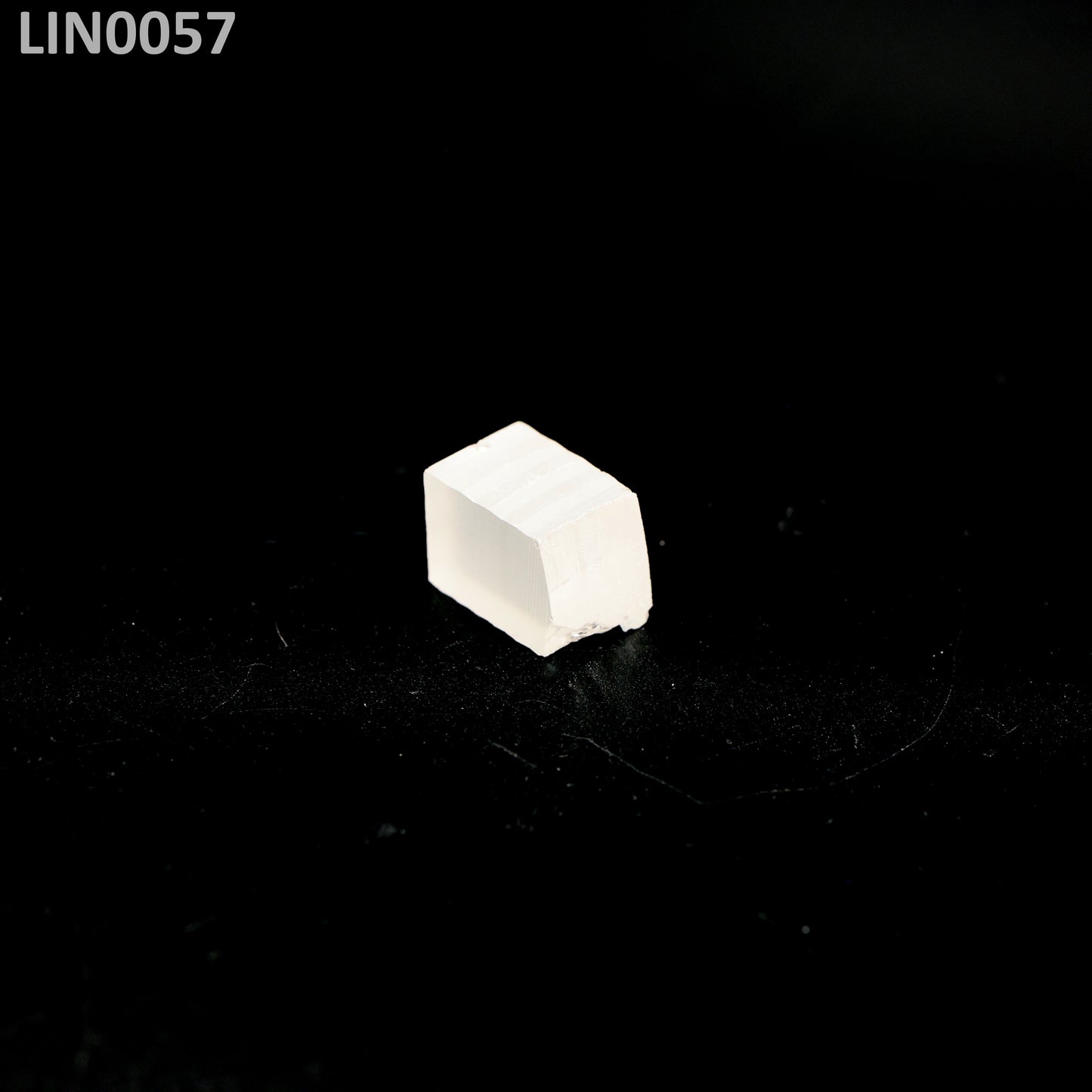 Lithium Niobate : LIN0057