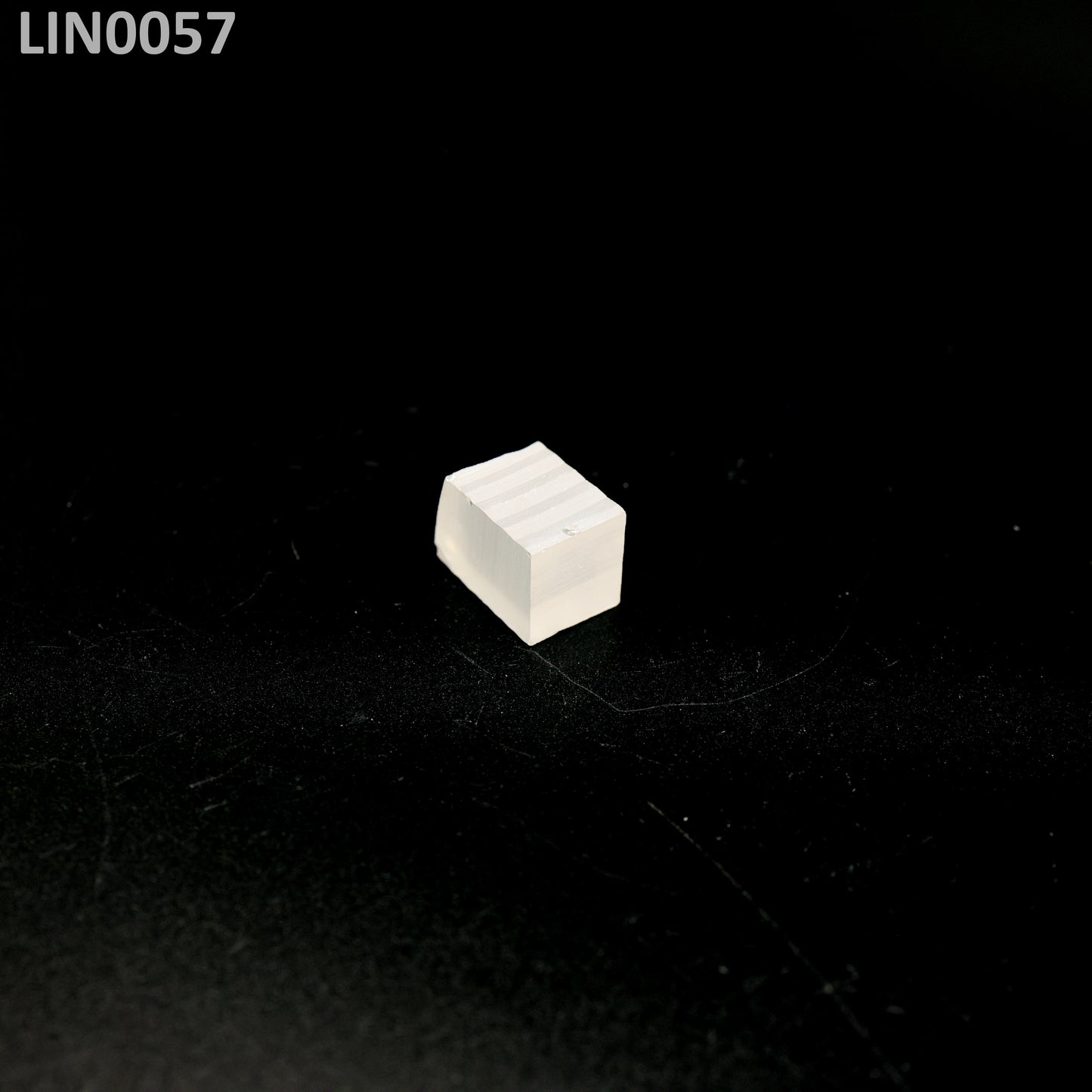 Lithium Niobate : LIN0057