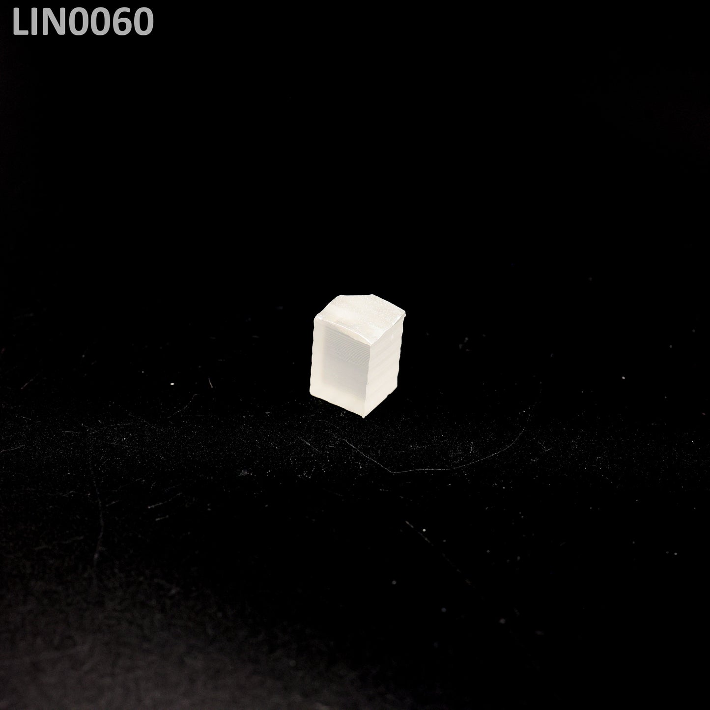Lithium Niobate : LIN0060