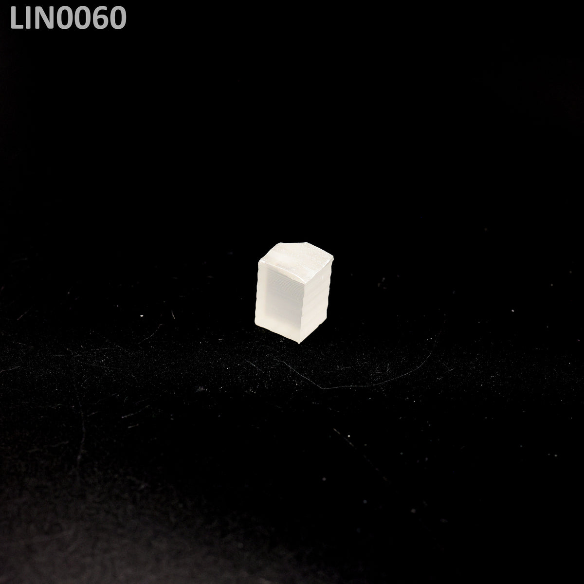 Lithium Niobate : LIN0060