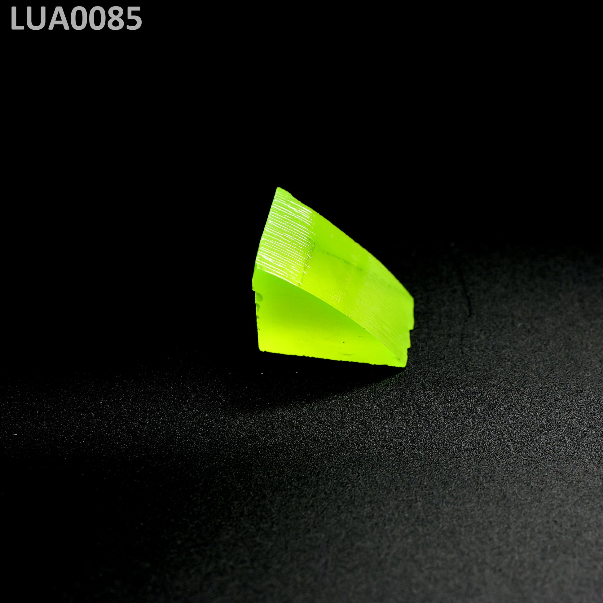 Lutetium Aluminum Garnet LuAG : LUA0085