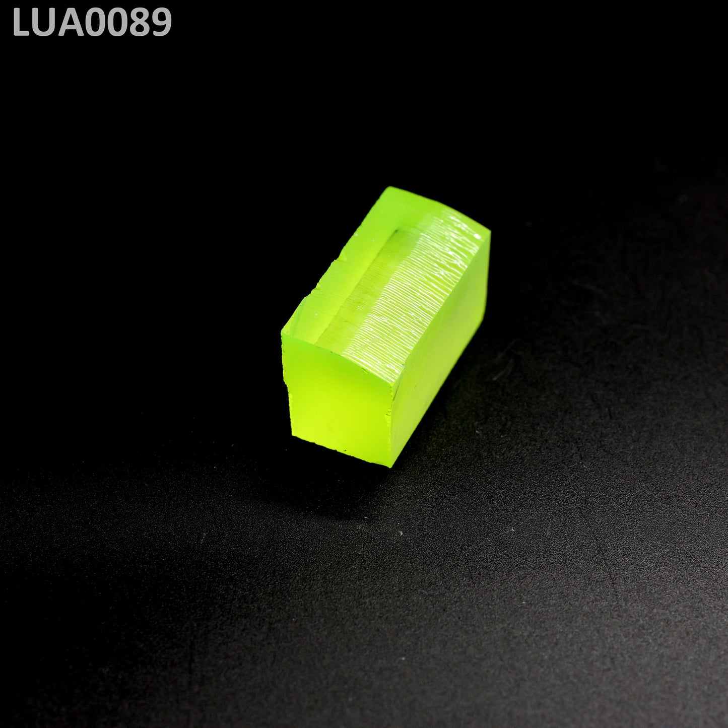 Lutetium Aluminum Garnet LuAG : LUA0089