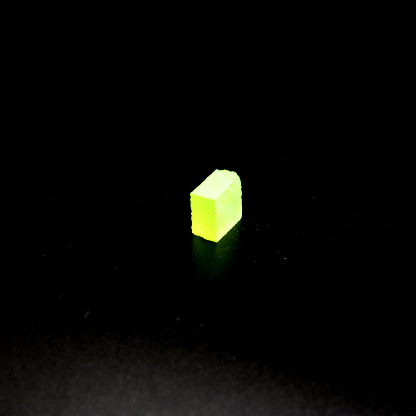 Lab-Grown LuAG Garnet – Intense UV Reactive Gemstone Rough