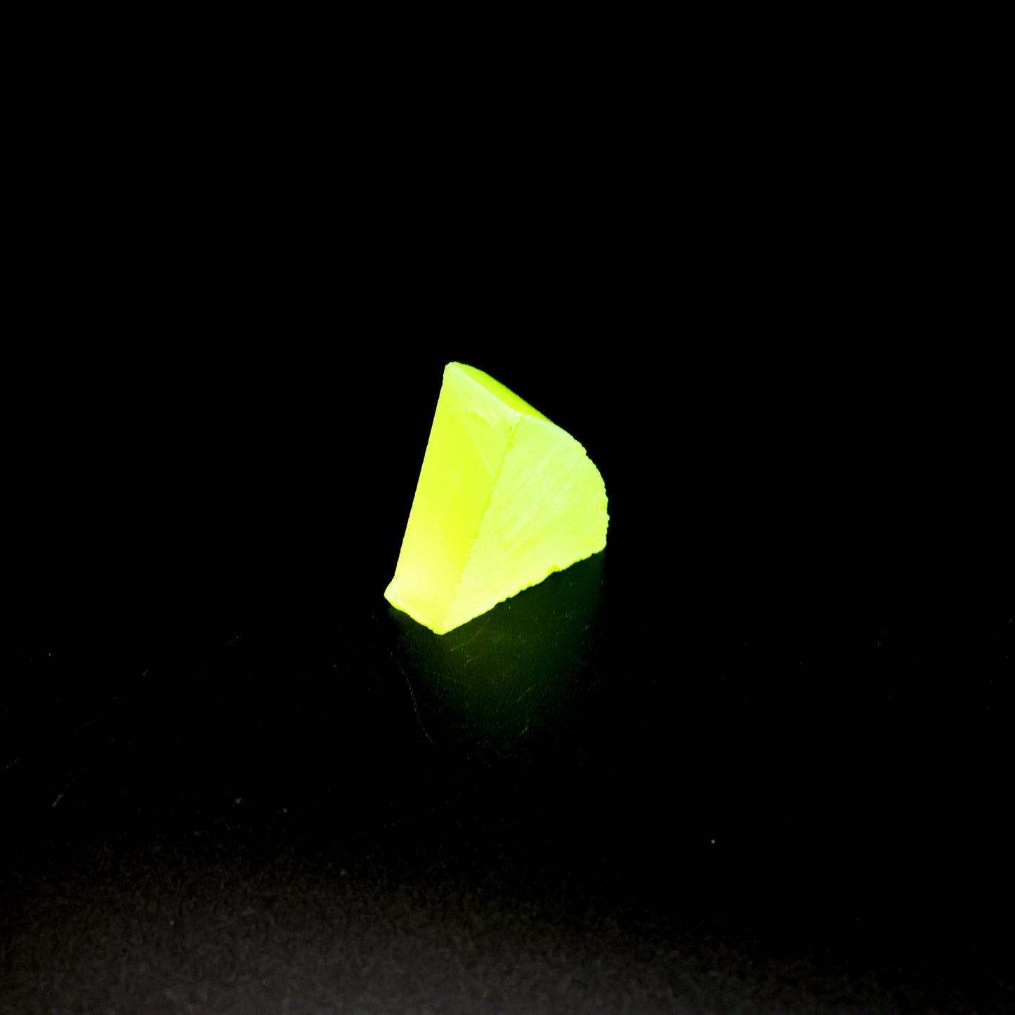 Lab-Grown LuAG Garnet – Intense UV Reactive Gemstone Rough