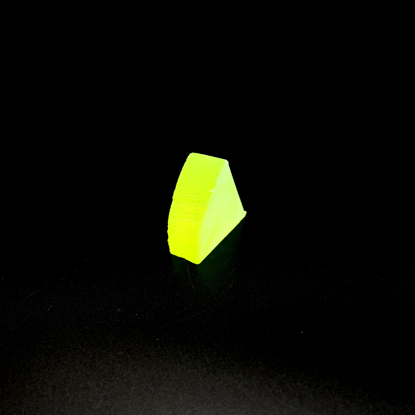 Lab-Grown LuAG Garnet – Intense UV Reactive Gemstone Rough