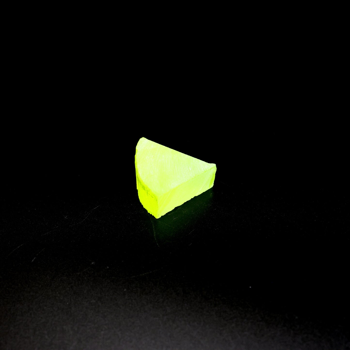 Lab-Grown LuAG Garnet – Intense UV Reactive Gemstone Rough