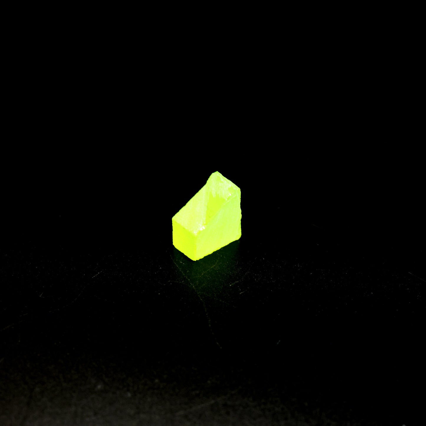 Lab-Grown LuAG Garnet – Intense UV Reactive Gemstone Rough