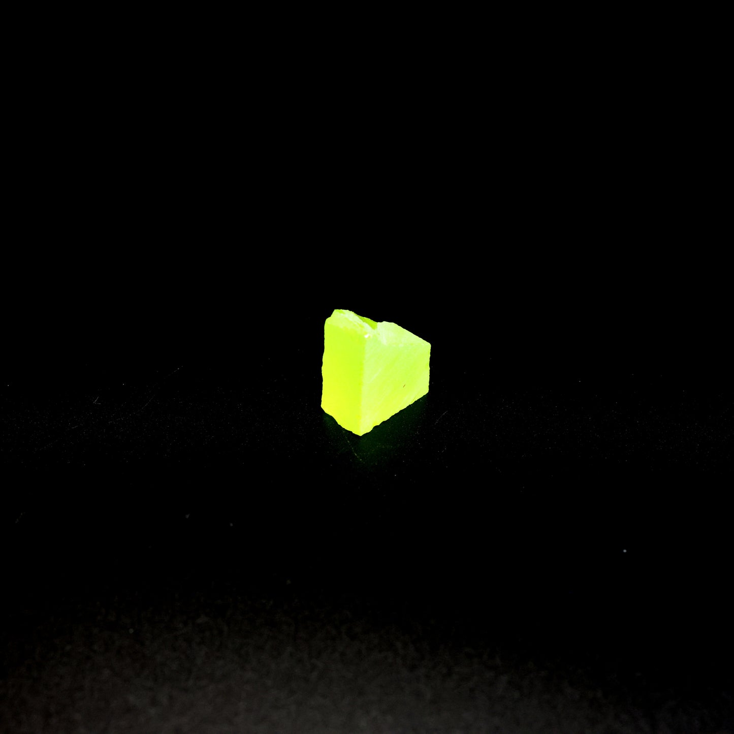 Lab-Grown LuAG Garnet – Intense UV Reactive Gemstone Rough