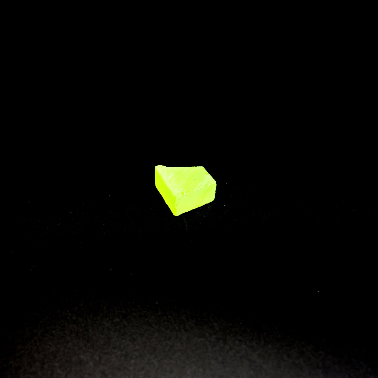 Lab-Grown LuAG Garnet – Intense UV Reactive Gemstone Rough