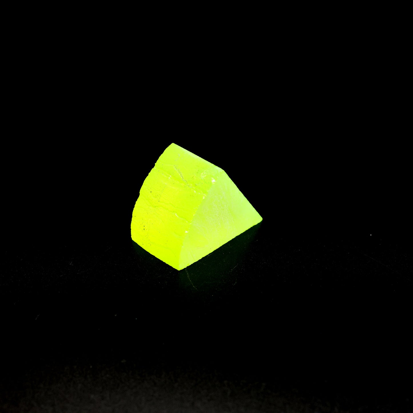 Lab-Grown LuAG Garnet – Intense UV Reactive Gemstone Rough