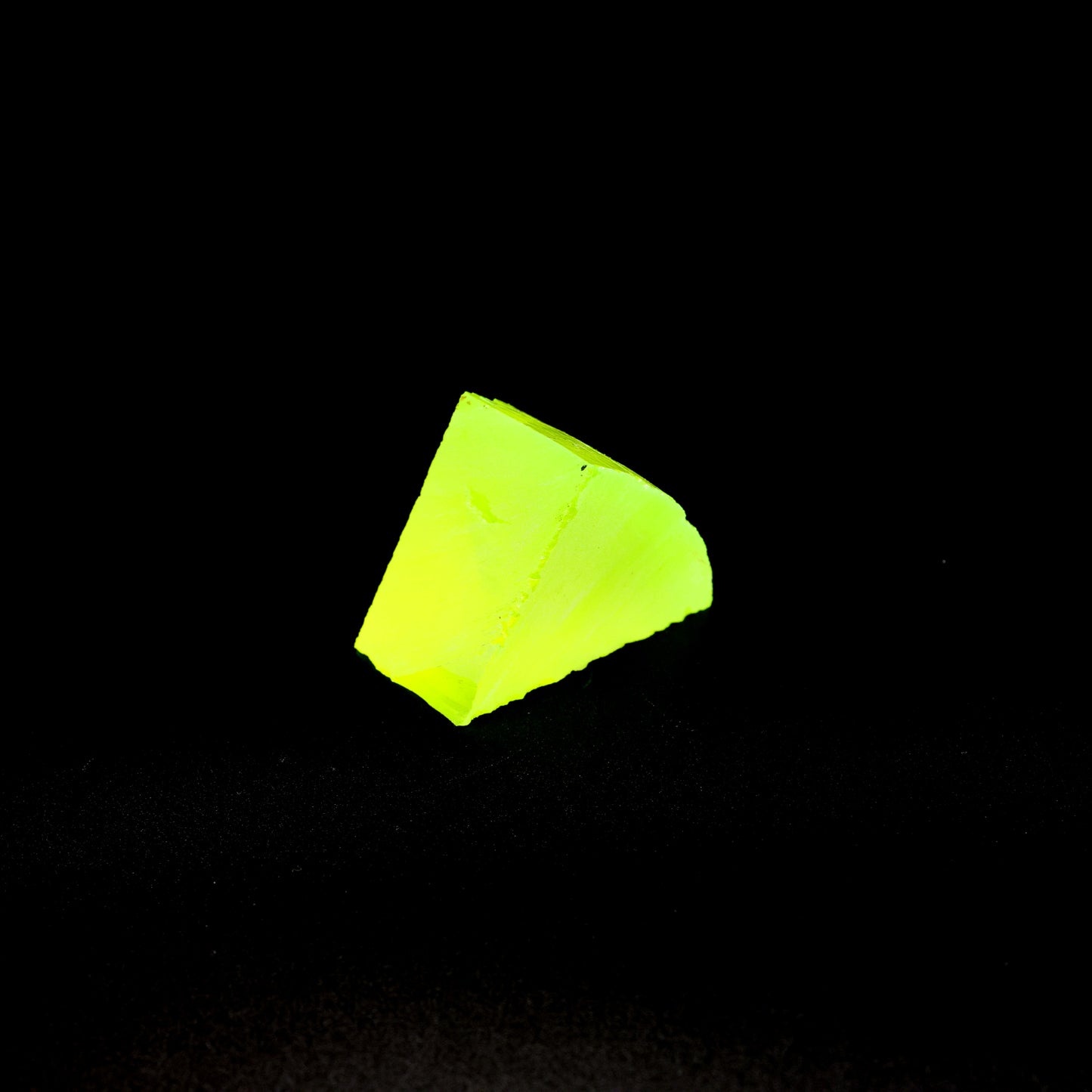 Lab-Grown LuAG Garnet – Intense UV Reactive Gemstone Rough