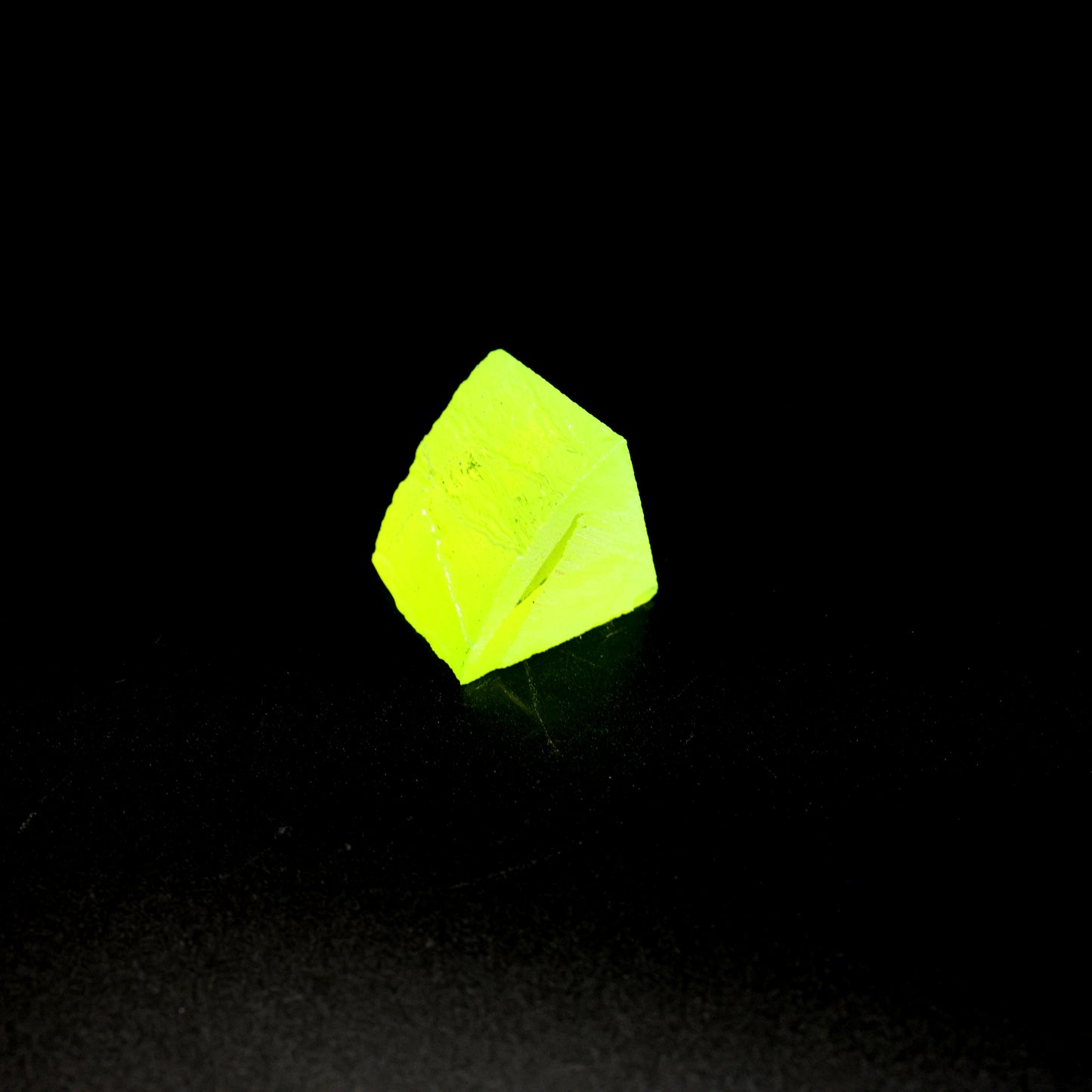 Lab-Grown LuAG Garnet – Intense UV Reactive Gemstone Rough