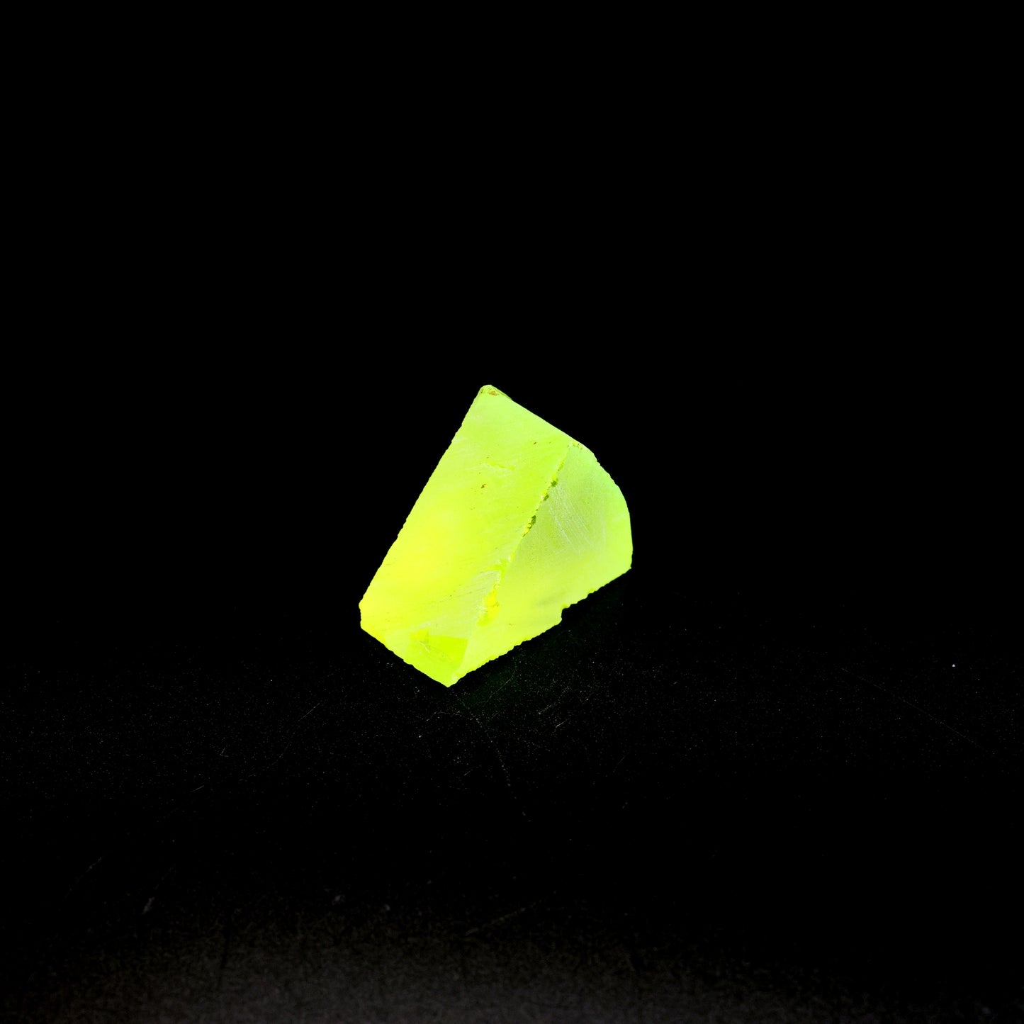 Lab-Grown LuAG Garnet – Intense UV Reactive Gemstone Rough