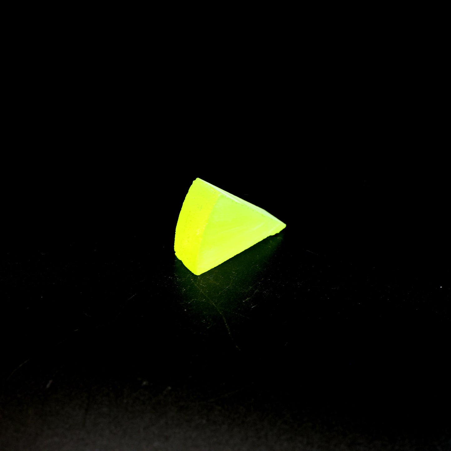 Lab-Grown LuAG Garnet – Intense UV Reactive Gemstone Rough