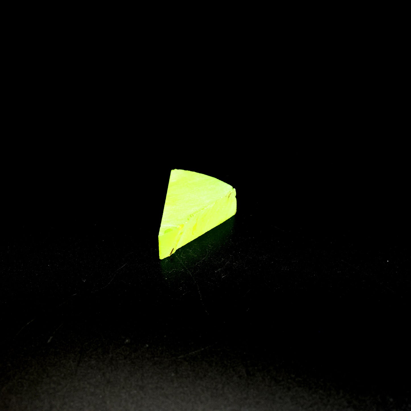 Lab-Grown LuAG Garnet – Intense UV Reactive Gemstone Rough