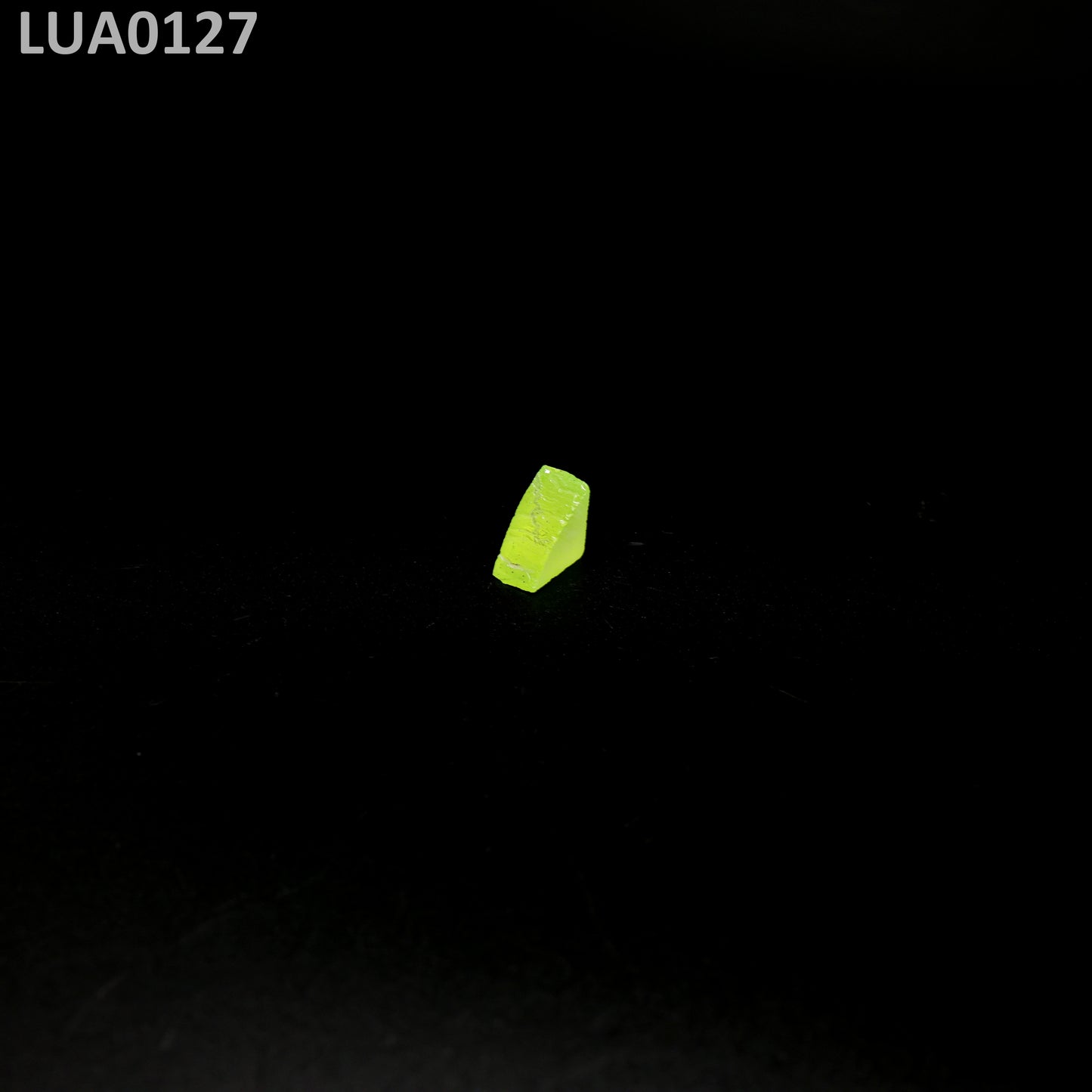 Lab-Grown LuAG Garnet – Intense UV Reactive Gemstone Rough