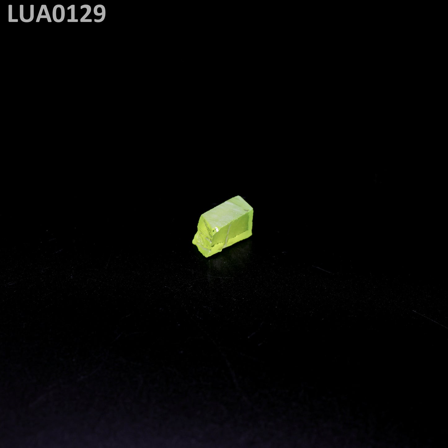 Lab-Grown LuAG Garnet – Intense UV Reactive Gemstone Rough