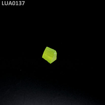 Lab-Grown LuAG Garnet – Intense UV Reactive Gemstone Rough