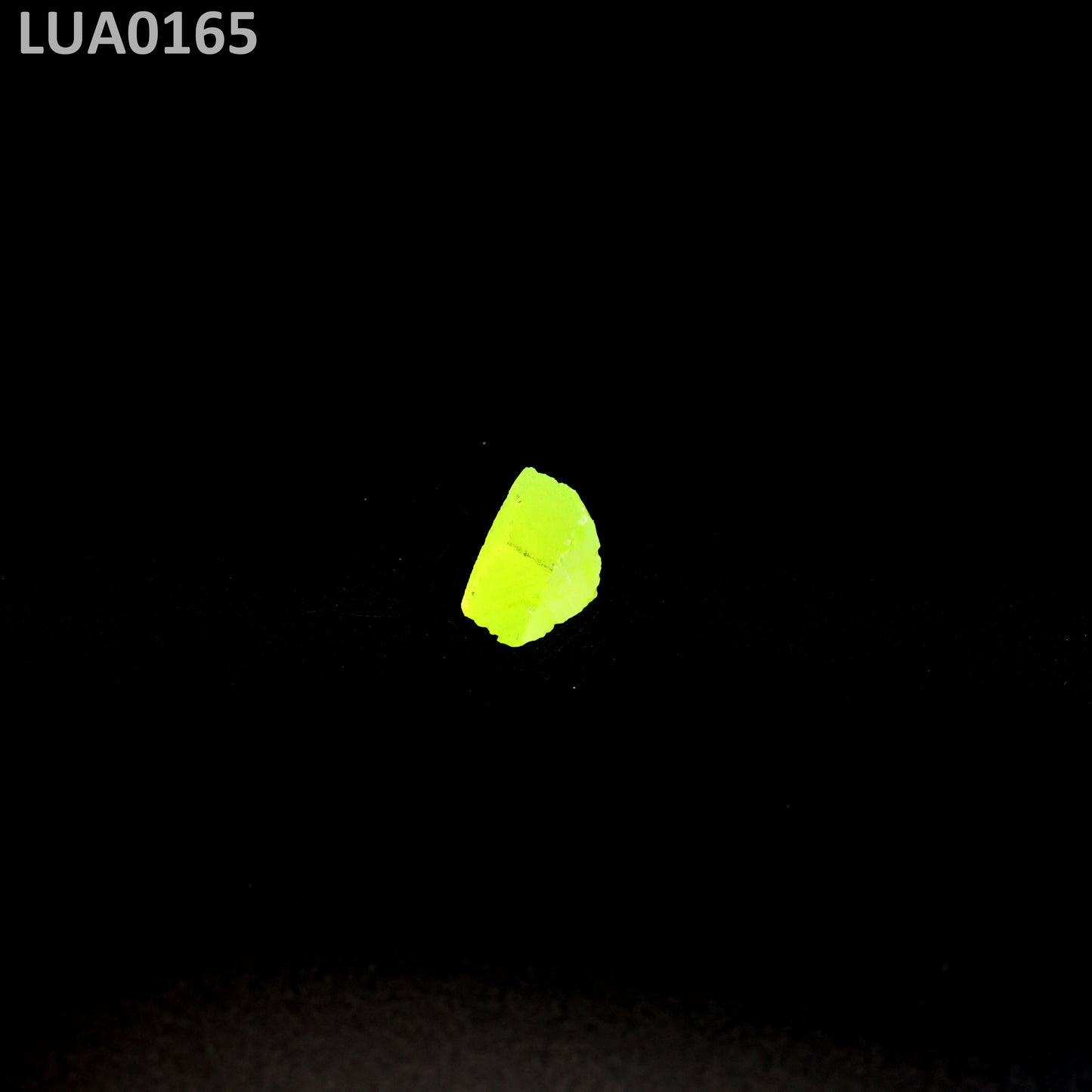 LuAG : LUA0165