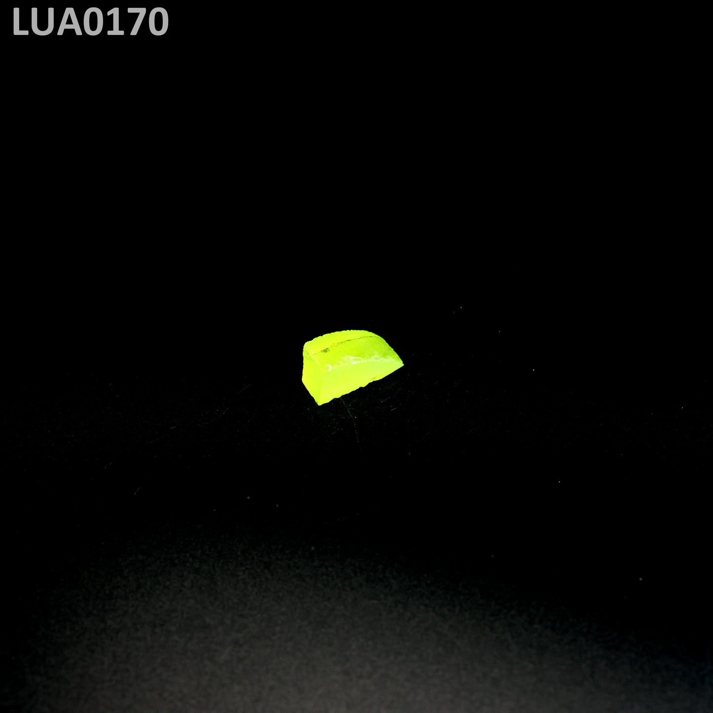 LuAG : LUA0170