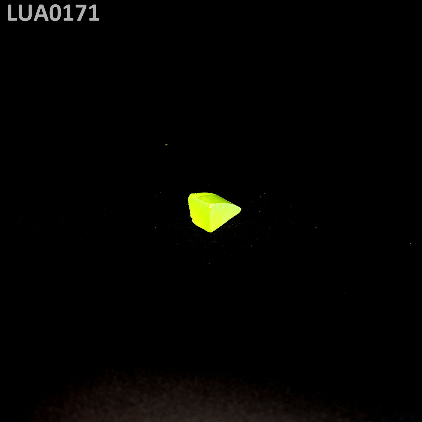 LuAG : LUA0171
