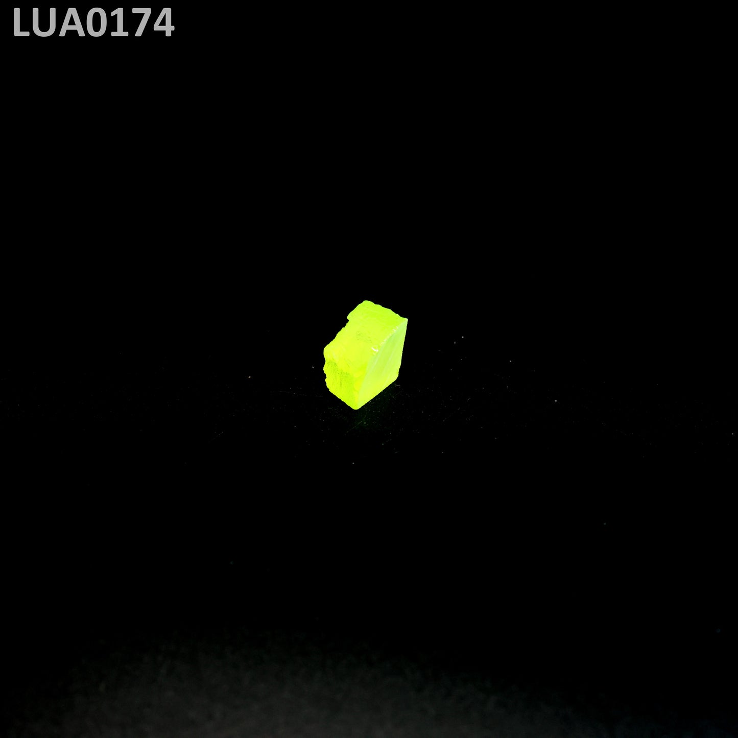 LuAG : LUA0174
