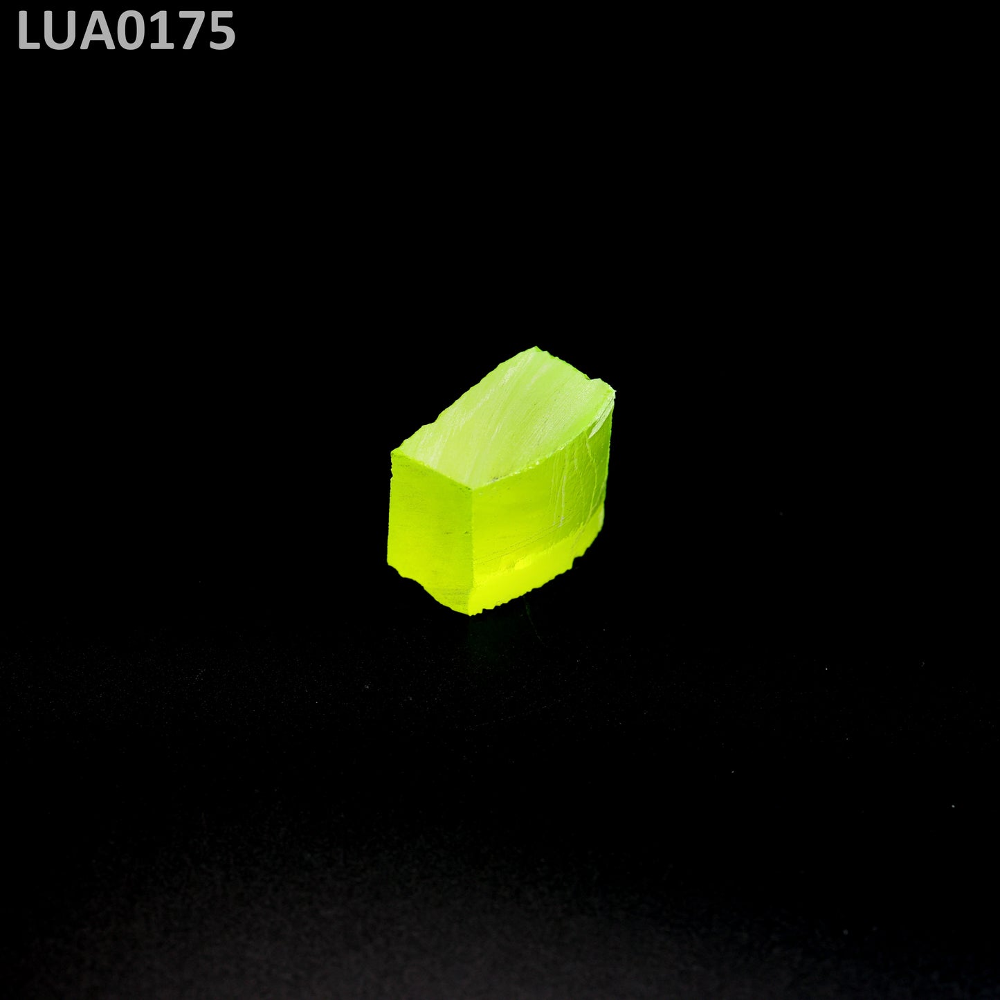 LuAG : LUA0175
