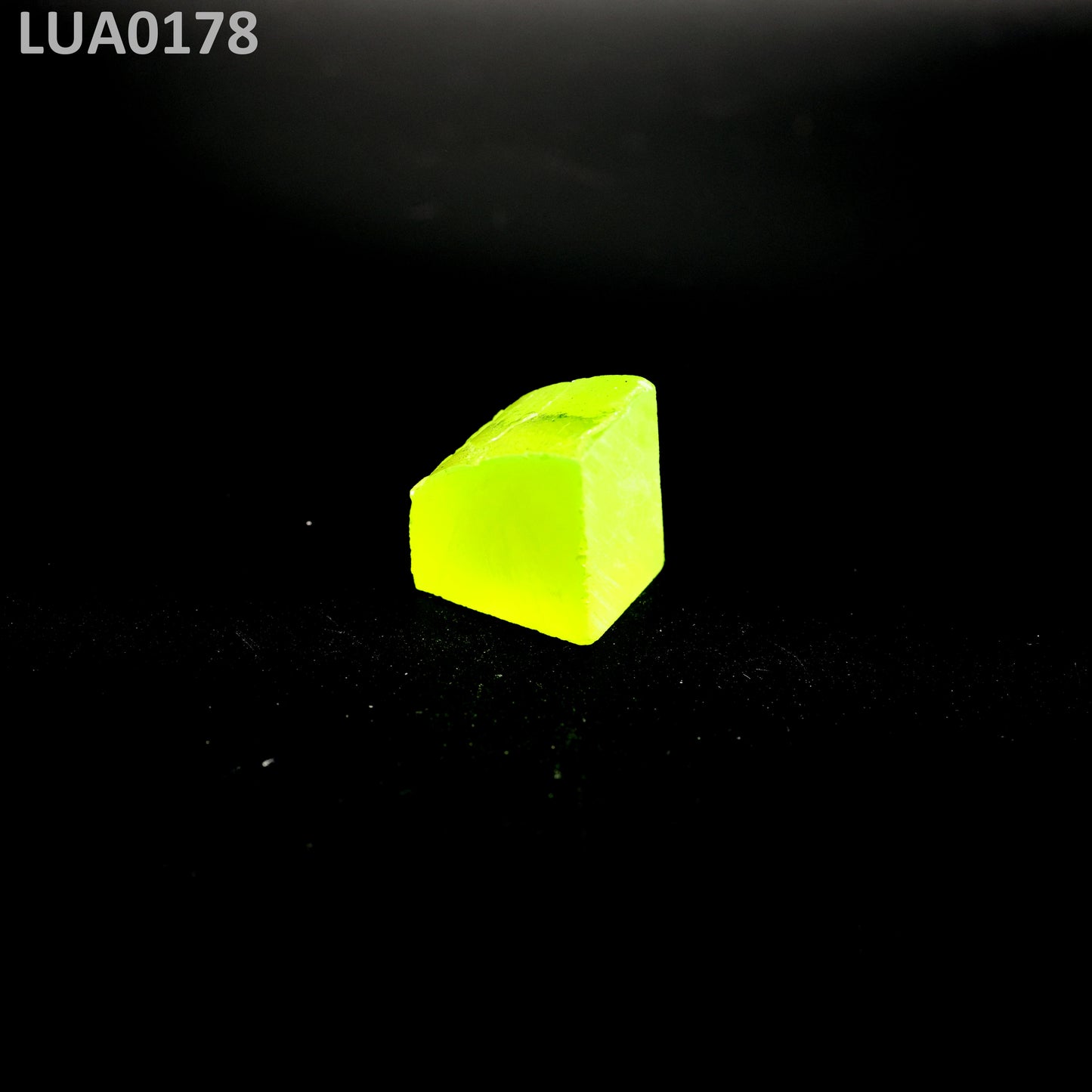 LuAG : LUA0178