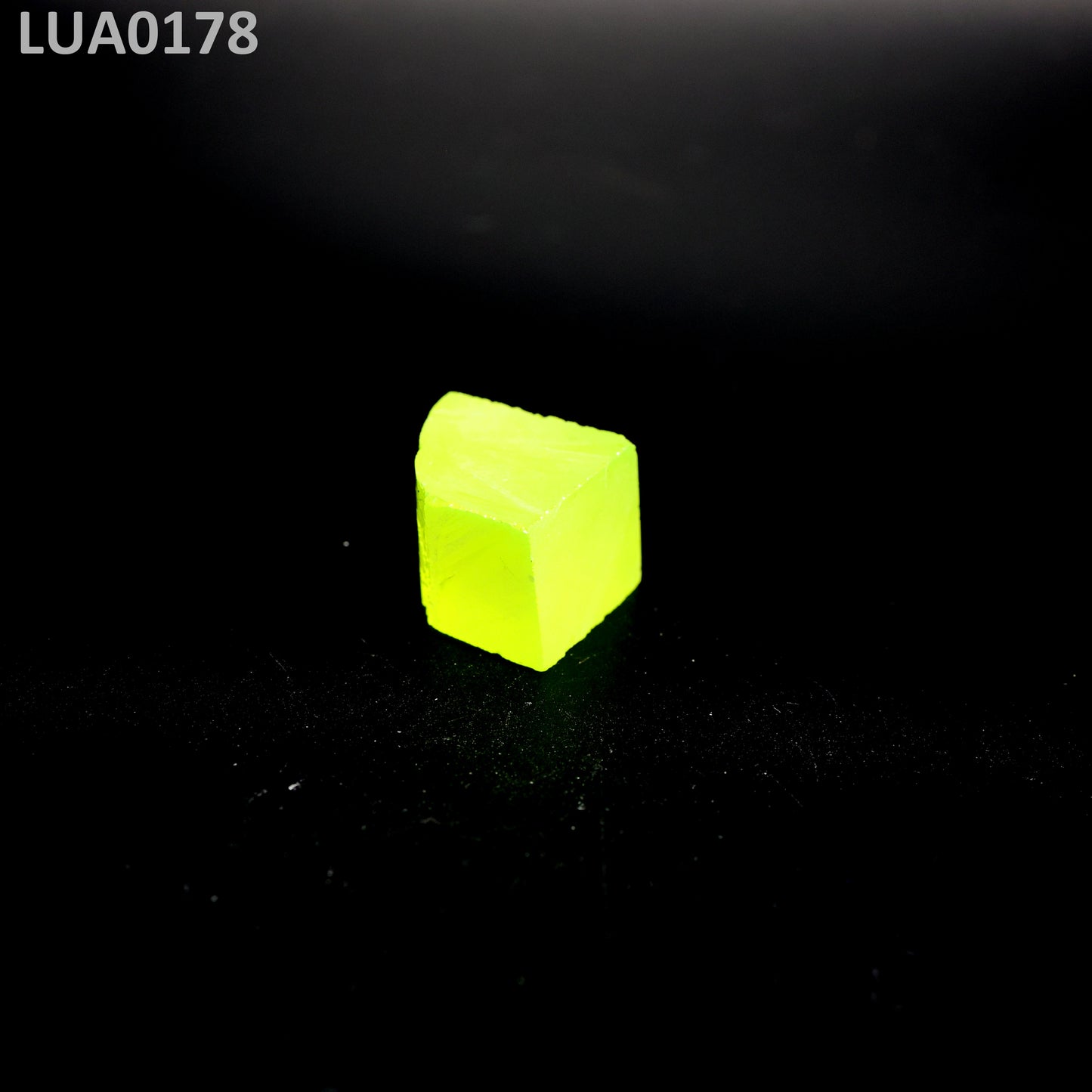 LuAG : LUA0178